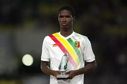 Diarra also claimed an award on the U17 World Cup podium